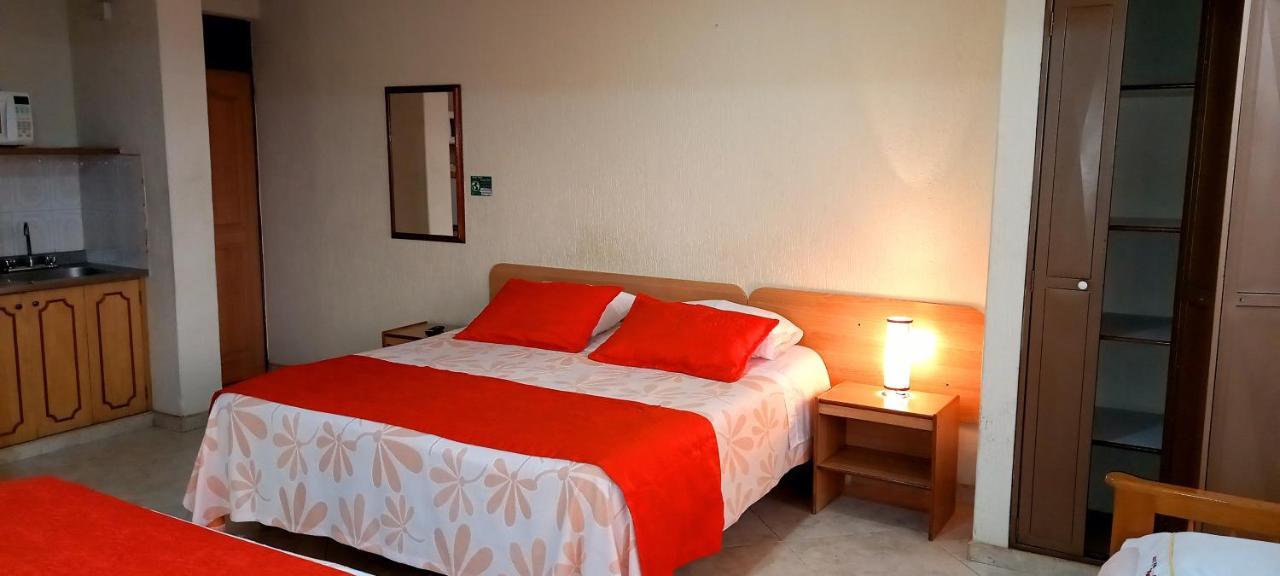 Hoteles Bogota Inn Turisticas 63 Zewnętrze zdjęcie